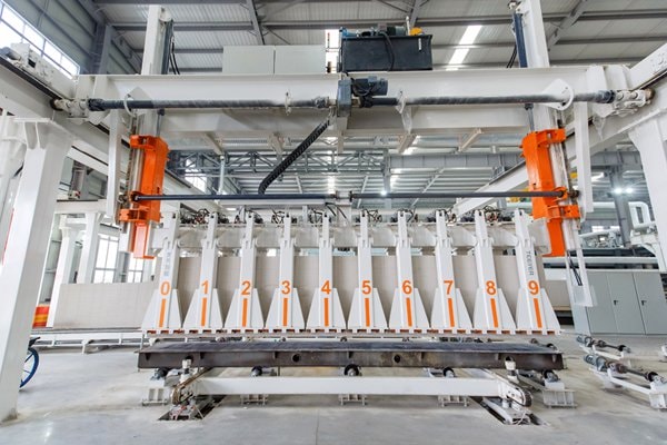 Finished Product Clamping Hoist