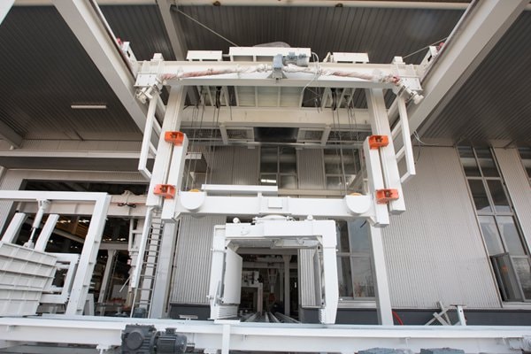 Rotating Hoister